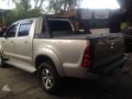 Rush sale Toyota Hilux g manual 2010-3