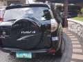 Fresh Toyota Rav4 2010 4x4 AT Black For Sale -2