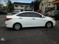 Hyundai Accent Manual White Sedan For Sale -3