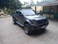 Isuzu D-max LX 2009 MT Gray Pickup For Sale -0