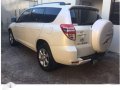 Toyota Rav4 2.4 gas 4x2 matic for sale-2