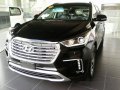 Well-maintained Hyundai Santa Fe 2017 for sale-0