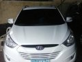 Well-kept Hyundai Tucson 2011 for sale-3