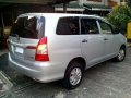 Toyota Innova E. DSL. AT 2015 Silver For Sale -5