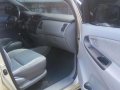 Toyota Innova E 2010 MT Beige SUV For Sale -6