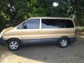 Hyundai Starex 2000 MT Van Golden For Sale -0