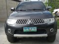 2011 Mitsubishi Montero gls v 4x2 automatic for sale-0