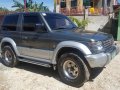 Mitsubishi Pajero 4x4 Manual 2005 for sale-0