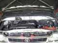 Toyota Granvia diesel surplus japan 2007 FOR SALE-5