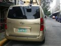 2009 Hyundai Starex automatic for sale -3