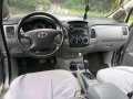 Toyota Innova E AT 2010 for sale-3