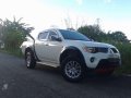 2008 Mitsubishi Strada DID Triton GLX White For Sale -2