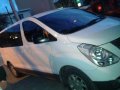 Hyundai Starex grand vgt 2009 for sale-5
