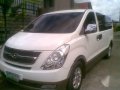 Hyundai Starex VGT Manual White Van For Sale -2