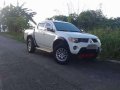 2008 Mitsubishi Strada DID Triton GLX White For Sale -3