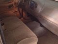 2001 Ford Expedition XLT 4x2 Triton-11