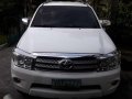 Toyota Fortuner G 2010 automatic diesel for sale -11