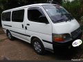 Toyota Hiace commuter 2000 for sale -1