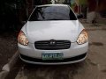 2010 Hyundai Accent MT White For Sale -6