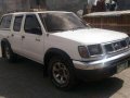 Nissan Frontier Pickup 2001 AT White For Sale -6