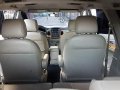 Well-kept Toyota Innova 2009 for sale-3