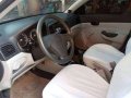 2010 Hyundai Accent MT White For Sale -3