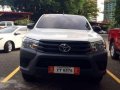 2016 Toyota Hilux 2.4L MT White Pickup For Sale -0