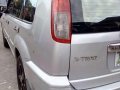 Nissan Xtrail 2004 4x4 2.5 AT Gas Silver For Sale -3
