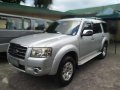 Well-maintained Ford Everest 2008 for sale-7