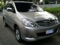 2009 Toyota Innova 2.5 G Diesel Automatic for sale-3