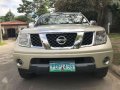 Nissan Frontier Navara LE 4x4 2011 FOR SALE-1