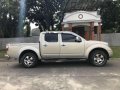Nissan Frontier Navara LE 4x4 2011 FOR SALE-4