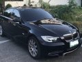Well-maintained BMW 320i 2007 for sale-1