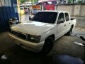 Toyota Hilux 2000 FOR SALE-0