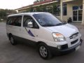 Hyundai Starex 2005 AT White Van For Sale -1