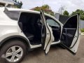 FOR SALE. Toyota Rav4 4x2 2014 A/T Pearl white.-5