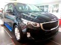 2018 Kia Grand Carnival 2.2L DSL 11 str GOLD FOR SALE-8