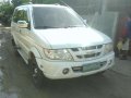 Isuzu Crosswind xuvi 2006 FOR SALE-1