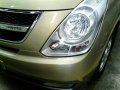 Well-maintained Hyundai Grand Starex 2009 for sale-4