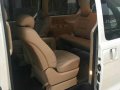 Good as new Hyundai Grand Starex 2009 for sale-8
