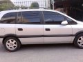 Well-kept Chevrolet Zafira 2003 for sale-1