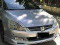 Well-maintained Honda Accord 2005 for sale-3