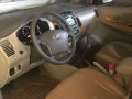 Well-maintained Toyota Innova G 2010 for sale-3