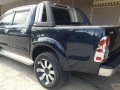 2012 Toyota Hilux 4x4 CRDI Top-of-the-line FOR SALE-3