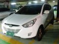 Hyundai Tucson Automatic CRDi 4x4 White For Sale -2