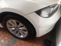 BMW 118i 2009 Automatic SUV White For Sale -3