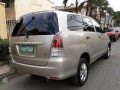 Toyota innova e 2009 MT 2010 2011-0