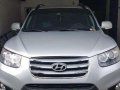 Hyundai Santa Fe 2012 Diesel AT Silver For Sale -0