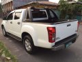 Isuzu Dmax LS MT 2014 White Pickup For Sale -5