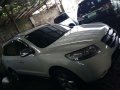 Hyundai Santa Fe 2009 AT White For Sale -1